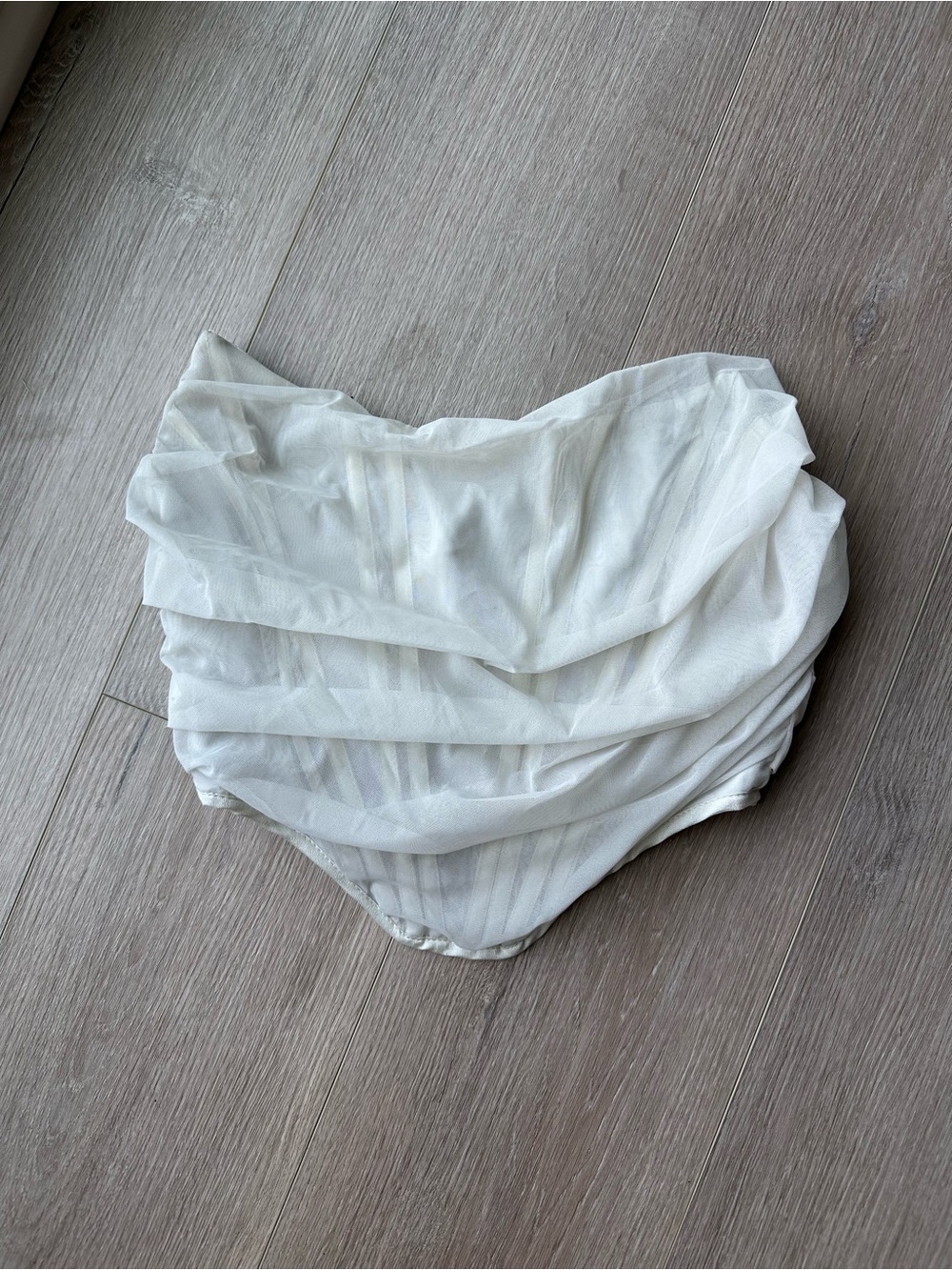 AKIRA M white corset top with boning